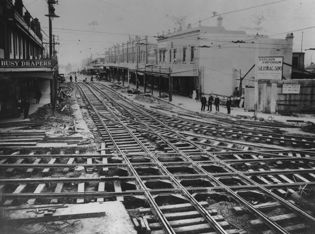 Maintenance work on Crows Nest Tram junction